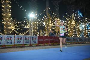 BIB: 100
                            <button type="button" onclick="openModal(21546807)" class="btn btn-primary btn-sm float-right btn-popup" data-toggle="modal" data-target=".modal-high-quality">
                        <i class="fas fa-shopping-cart"></i> Add to Cart
                    </button>
                                            <button type="button" onclick="isThisMe(21546807, true)" class="btn btn-success btn-sm float-right btn-popup btn-isme hidden" data-toggle="tooltip" data-placement="bottom" title="นี่คือรูปของคุณใช่ไหม คลิกที่นี่เพื่อเอาเข้าอัลบั้ม">
                        <i class="fas fa-plus"></i> Add to album
                    </button>
                    <button type="button" onclick="isThisMe(21546807, false)" class="btn btn-warning btn-sm float-right btn-popup btn-isnotme hidden">
                        <i class="fas fa-ban"></i> Remove from album
                    </button>